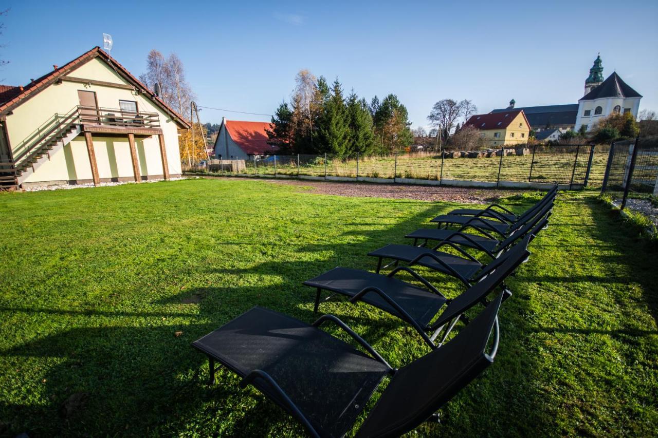 Apartmán Na Szlaku Krzeszow  Exteriér fotografie