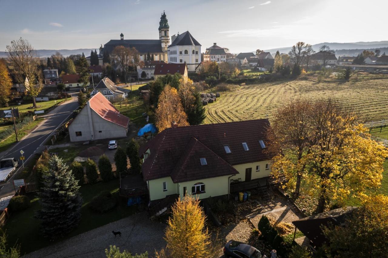 Apartmán Na Szlaku Krzeszow  Exteriér fotografie